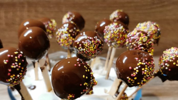 Cakepops – koláčik na paličke bez pečenia